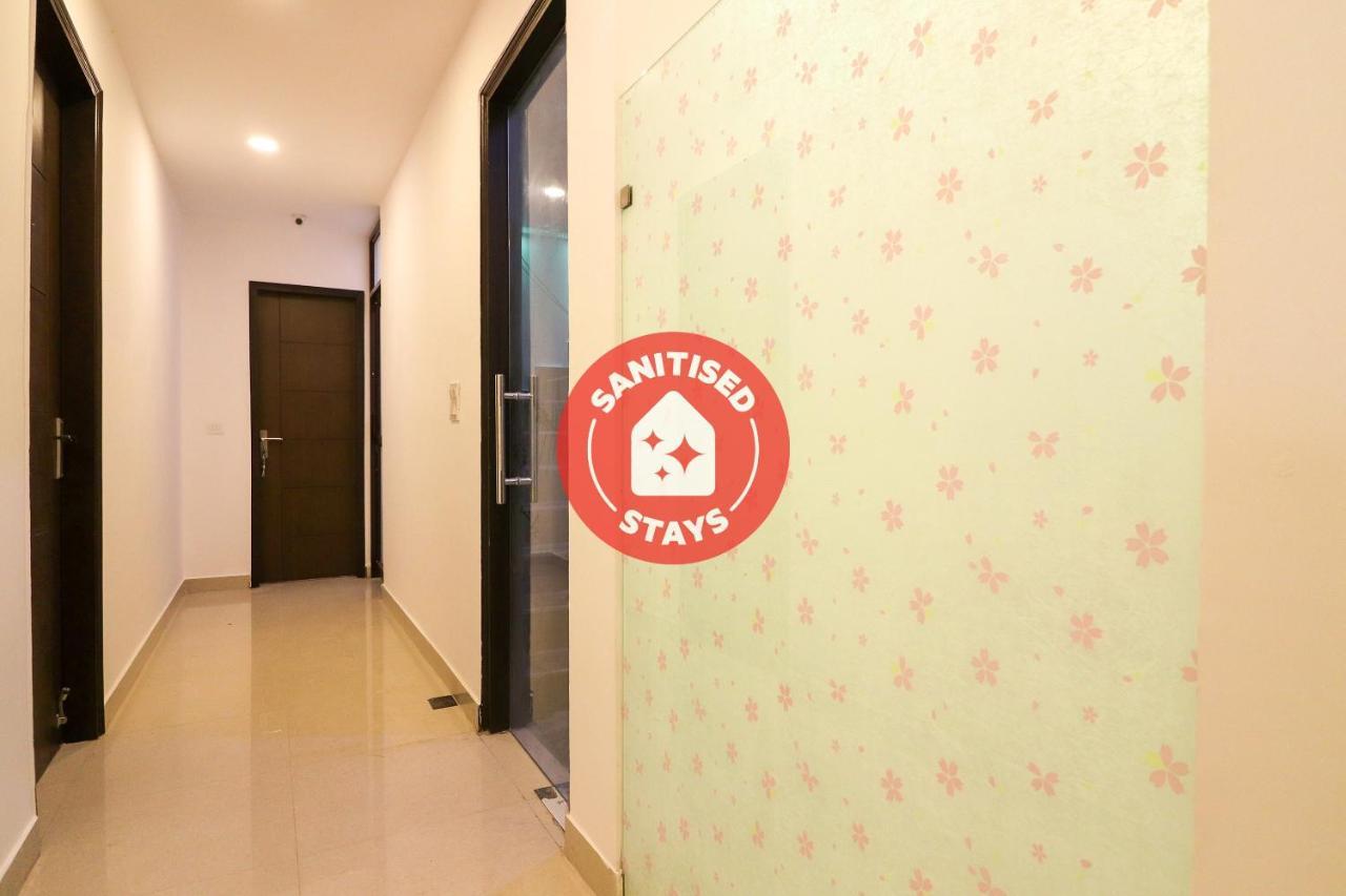 Oyo 63841 White Orchid Hotel Indraprastha Екстериор снимка